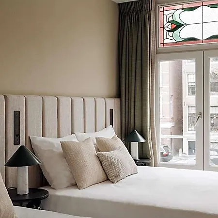 Hotel Adam
