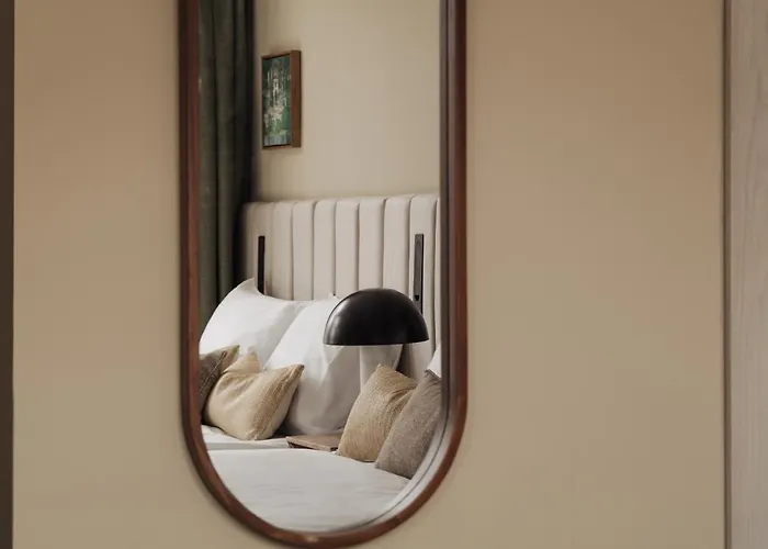 Adam 암스테르담