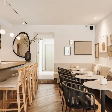 Adam 4* アムステルダム